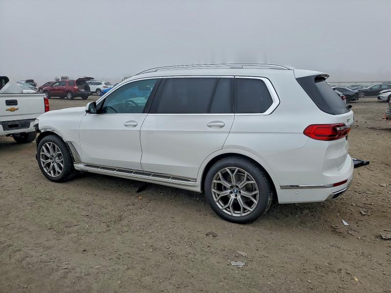 Фото 2 - BMW X7
