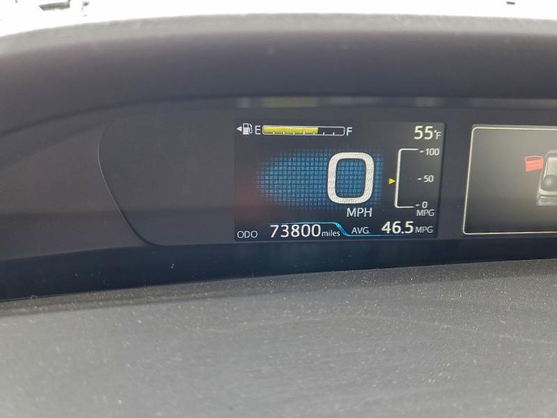 Фото 9 - TOYOTA PRIUS