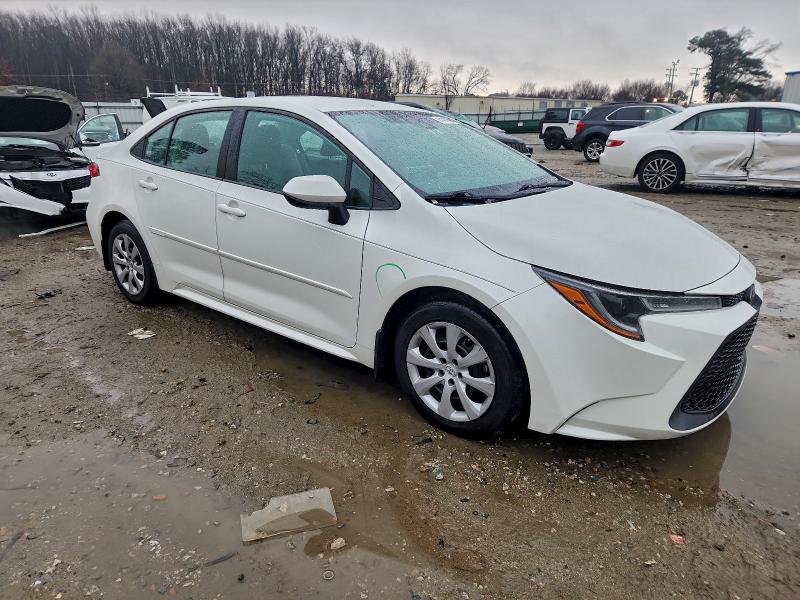 Фото 4 - TOYOTA COROLLA