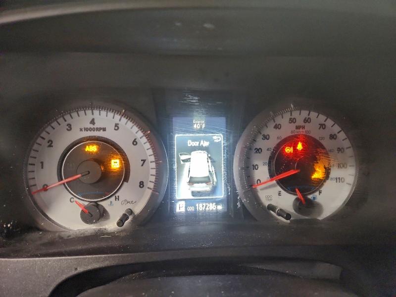 Фото 9 - TOYOTA SIENNA