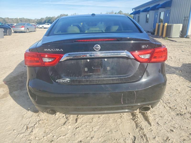 Фото 6 - NISSAN MAXIMA