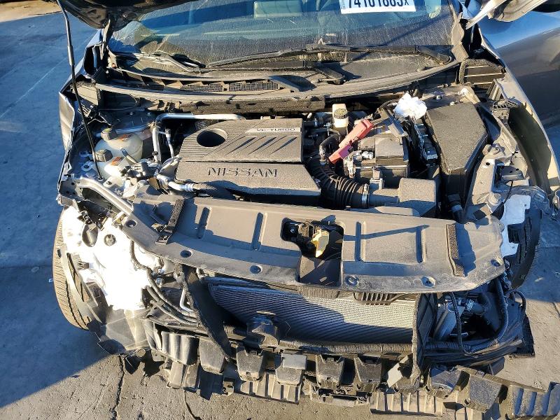 Фото 12 - NISSAN ROGUE