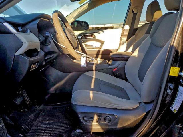 Фото 7 - TOYOTA RAV4