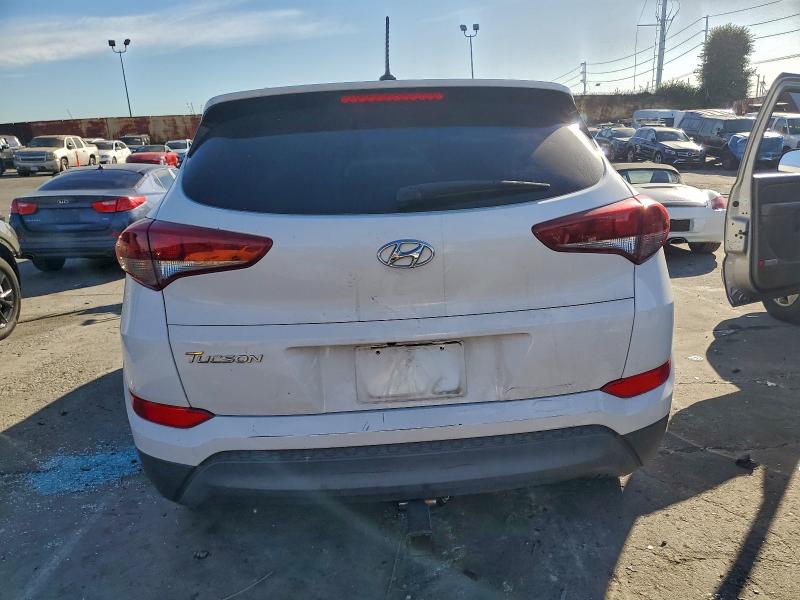 Фото 6 - HYUNDAI TUCSON