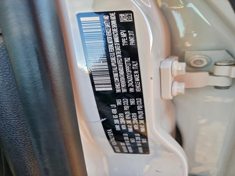 Фото 13 - JEEP RENEGADE