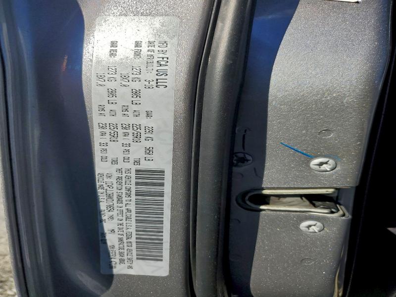 Фото 13 - JEEP GRAND CHER