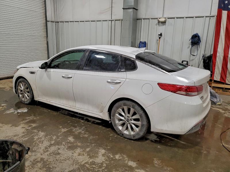 Фото 2 - KIA OPTIMA