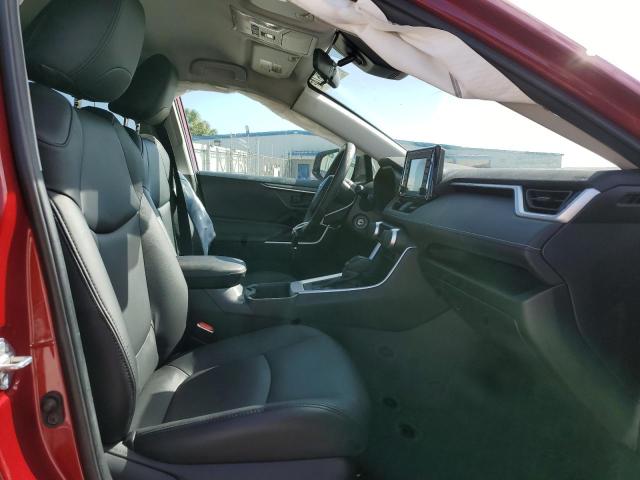 Фото 7 - TOYOTA RAV4