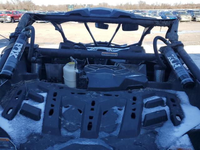 CAN-AM SIDEBYSIDE 2021