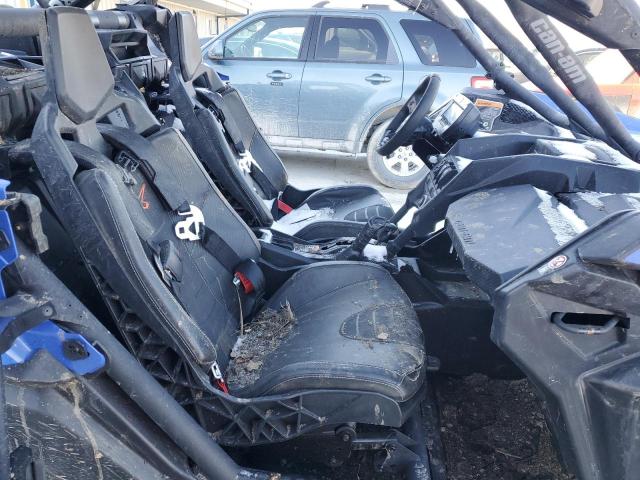 CAN-AM SIDEBYSIDE 2021