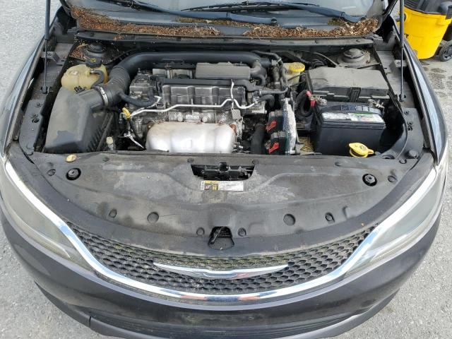 Фото 11 - CHRYSLER 200