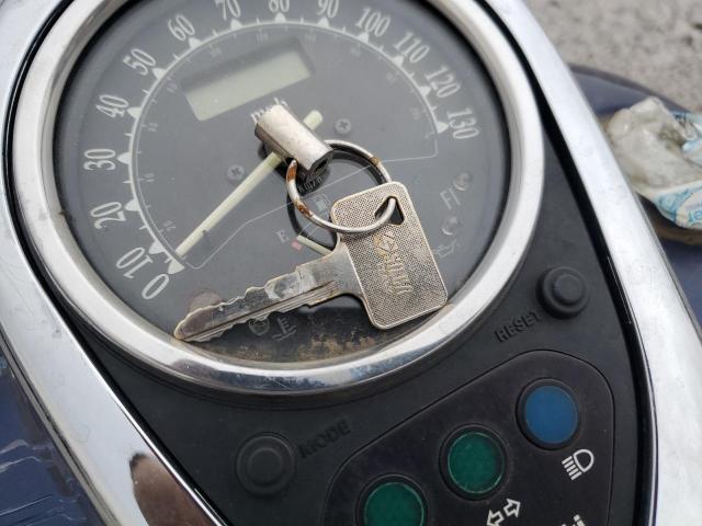 KAWASAKI VULCAN 900 2011