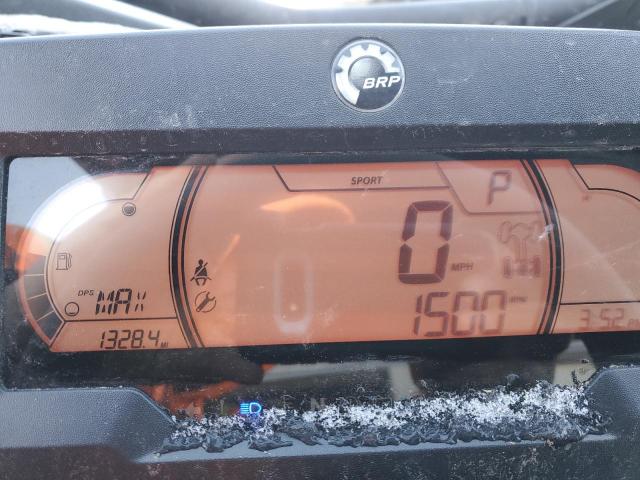 CAN-AM SIDEBYSIDE 2021