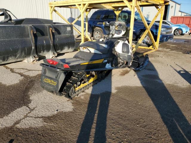SKI-DOO SNOWMOBILE 2012