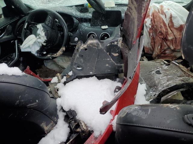 Фото 8 - KIA STINGER