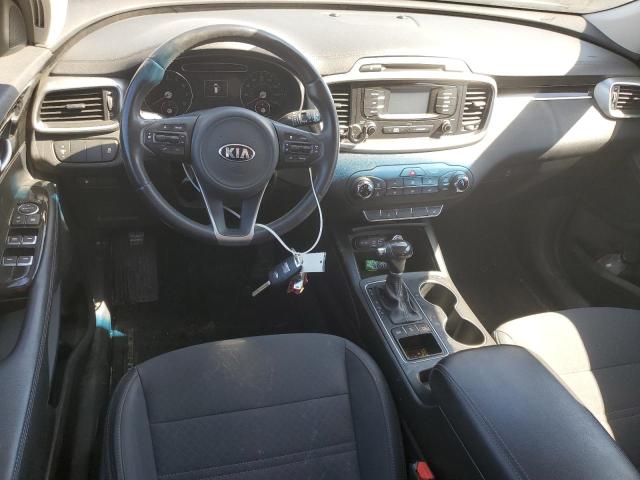 Фото 8 - KIA SORENTO