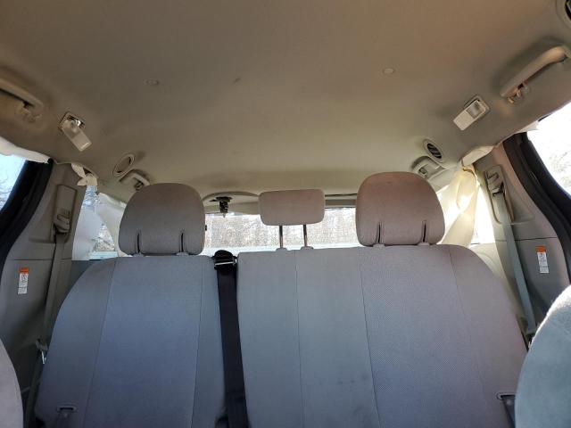 Фото 10 - TOYOTA SIENNA