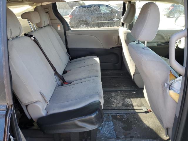 Фото 11 - TOYOTA SIENNA