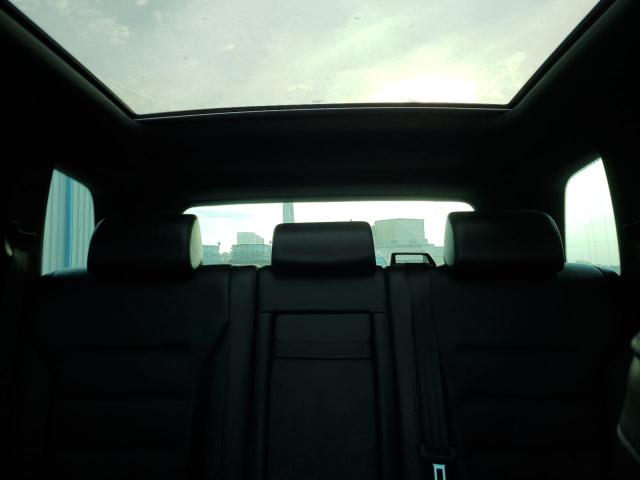 VOLKSWAGEN TOUAREG 2017 VIN WVGRF7BP4HD002570