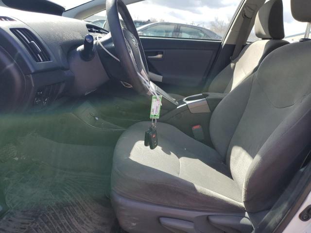 Фото 7 - TOYOTA PRIUS