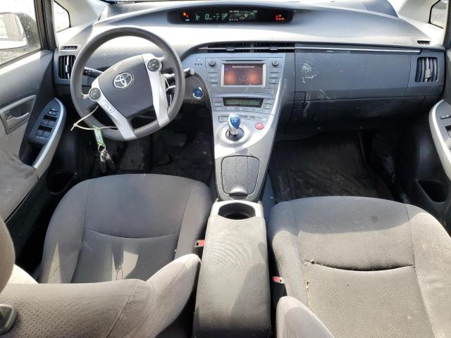 Фото 8 - TOYOTA PRIUS