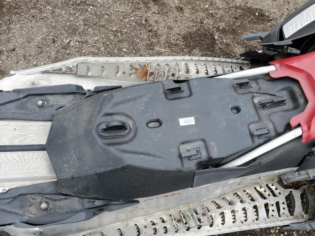 SKI-DOO SNOWMOBILE 2009