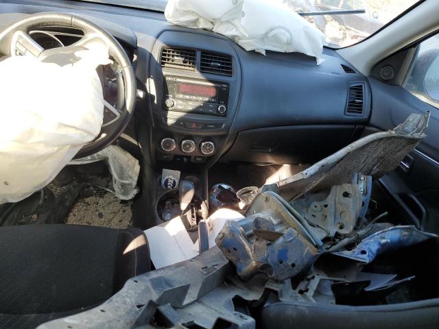 Фото 8 - MITSUBISHI OUTLANDER