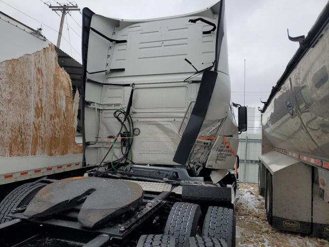 Фото 9 - VOLVO All Models