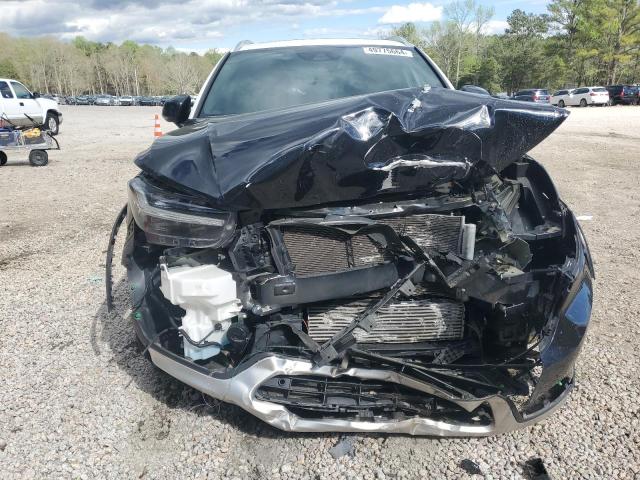 Фото 5 - VOLVO XC40