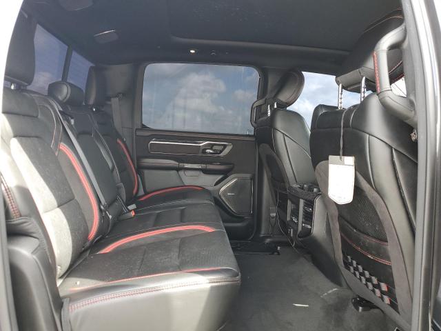 Фото 10 - RAM 1500