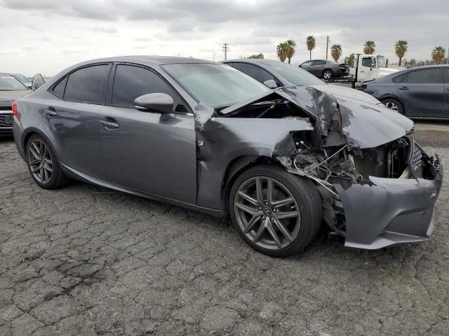 Фото 4 - LEXUS IS