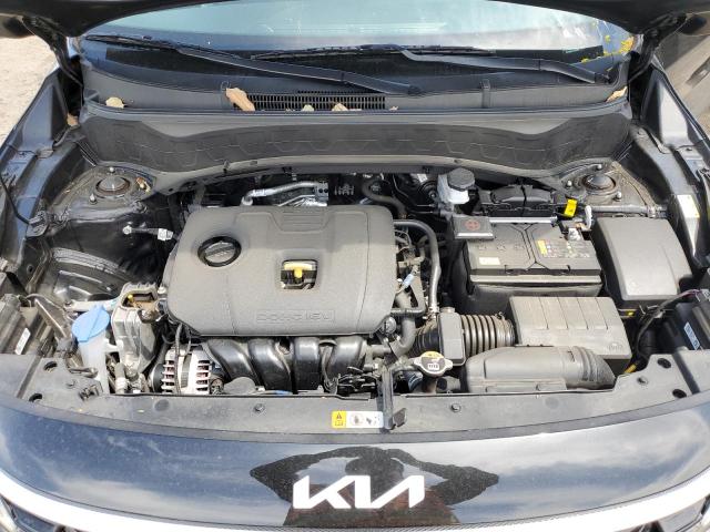 Фото 12 - KIA SELTOS