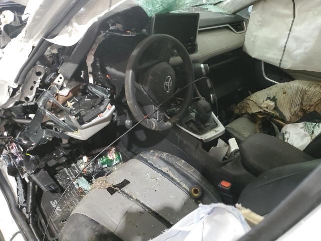 Фото 8 - TOYOTA RAV4