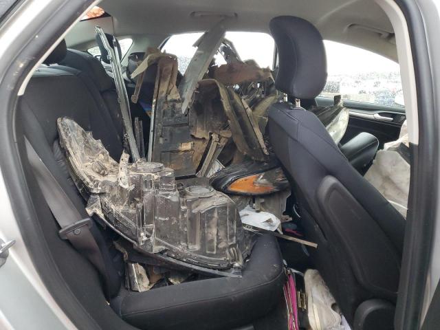 Фото 10 - FORD FUSION