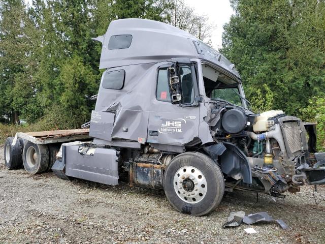 Фото 1 - VOLVO VN