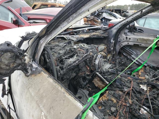 Фото 9 - VOLVO XC90