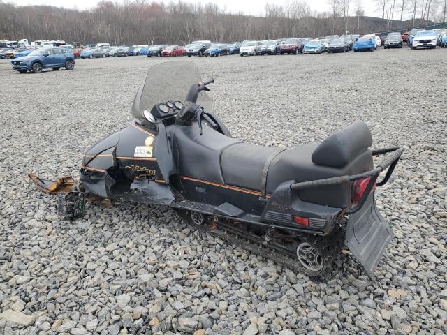 SKI-DOO SNOWMOBILE 1987