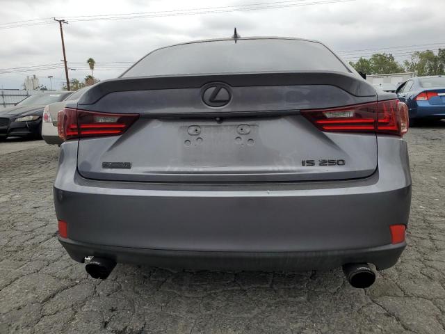 Фото 6 - LEXUS IS