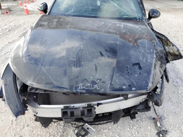 Фото 11 - KIA K5