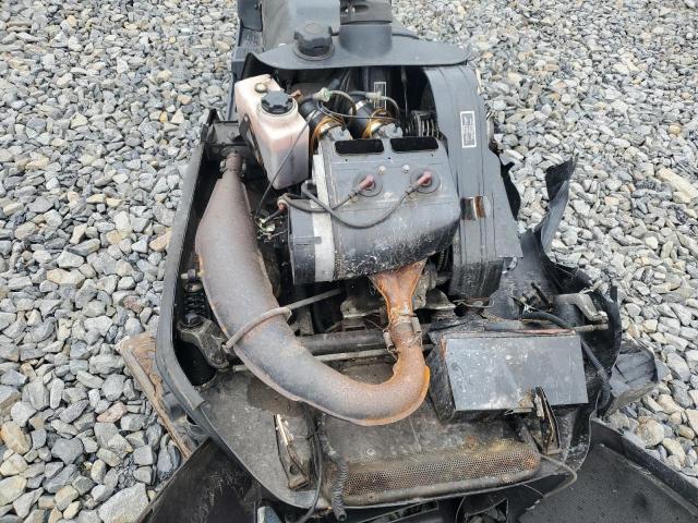 SKI-DOO SNOWMOBILE 1987