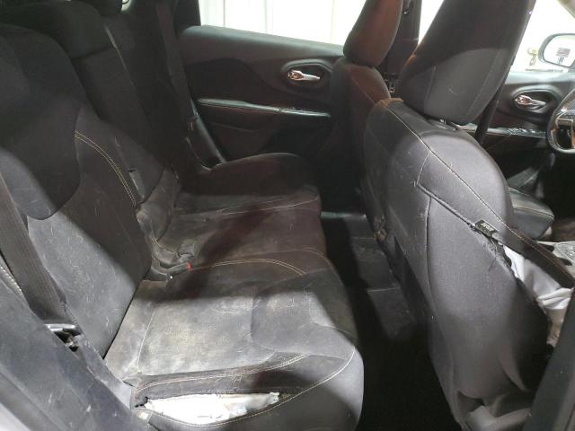 Фото 11 - JEEP GRAND CHER