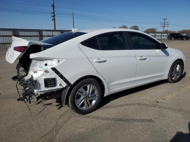 Фото 3 - HYUNDAI ELANTRA