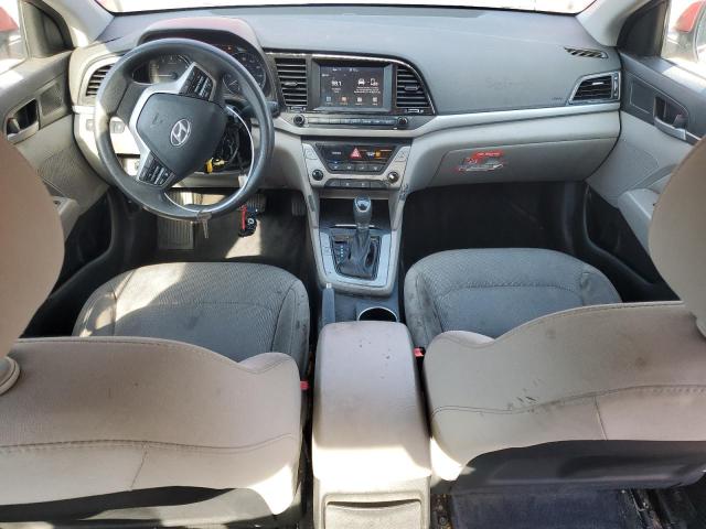 Фото 8 - HYUNDAI ELANTRA