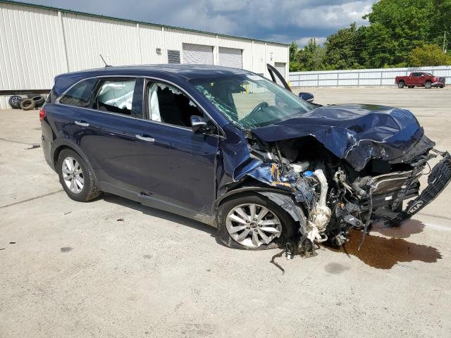 Фото 4 - KIA SORENTO