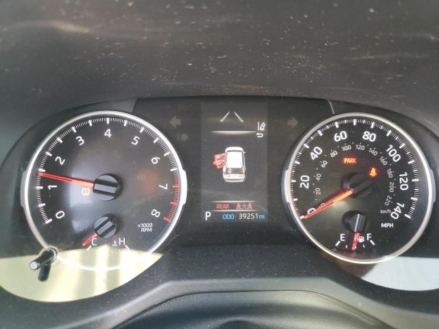 Фото 9 - TOYOTA RAV4