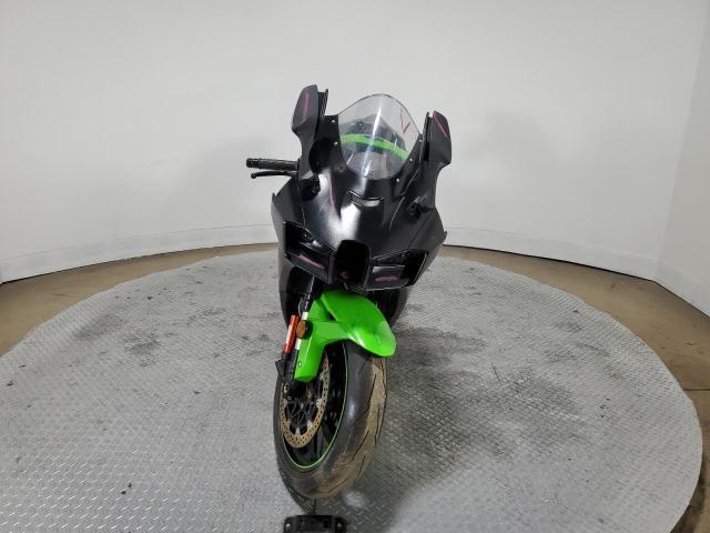 KAWASAKI ZX1002 T 2024
