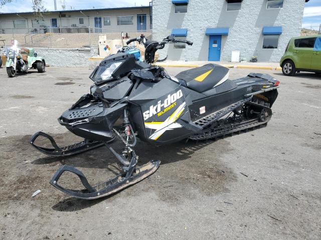 SKI-DOO SUMIT 2012
