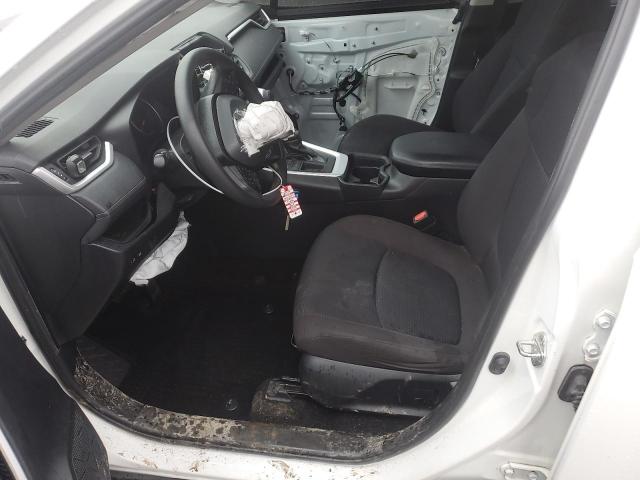 Фото 7 - TOYOTA RAV4