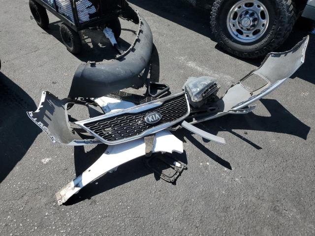 Фото 13 - KIA SORENTO