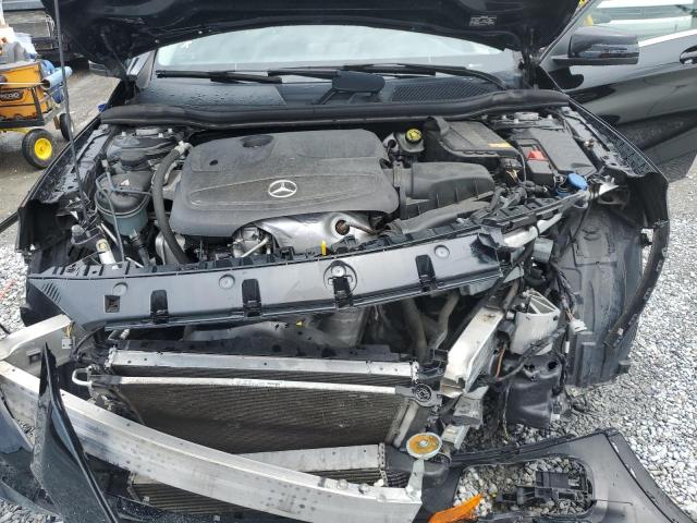 Фото 12 - MERCEDES-BENZ GLA-CLASS